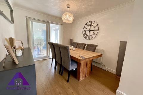 16 Martindale Close, Tredegar, NP22 3HX