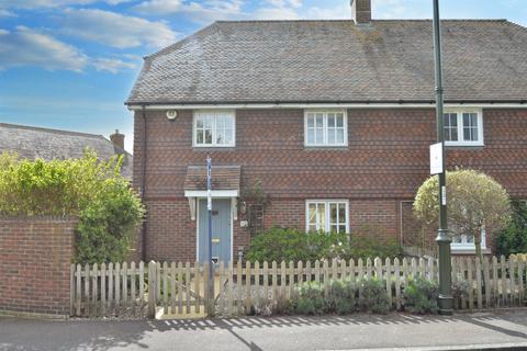 3 bedroom semi-detached house for sale - Morris Drive, Billingshurst, West Sussex, RH14
