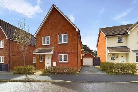 4 bedroom detached house for sale, Partletts Way, Powick, Worcester, Worcestershire, WR2