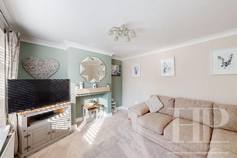 4 bedroom end of terrace house for sale, Lady Margaret Road, Crawley RH11