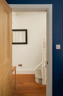 128 Leslie Road, London, E11 4HG