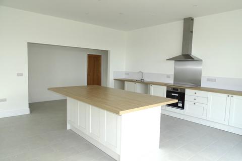 4 bedroom bungalow to rent, Bryn Fuches 2, Dulas, Ynys Mon