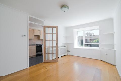 1 bedroom flat for sale, Chivalry Road, Battersea