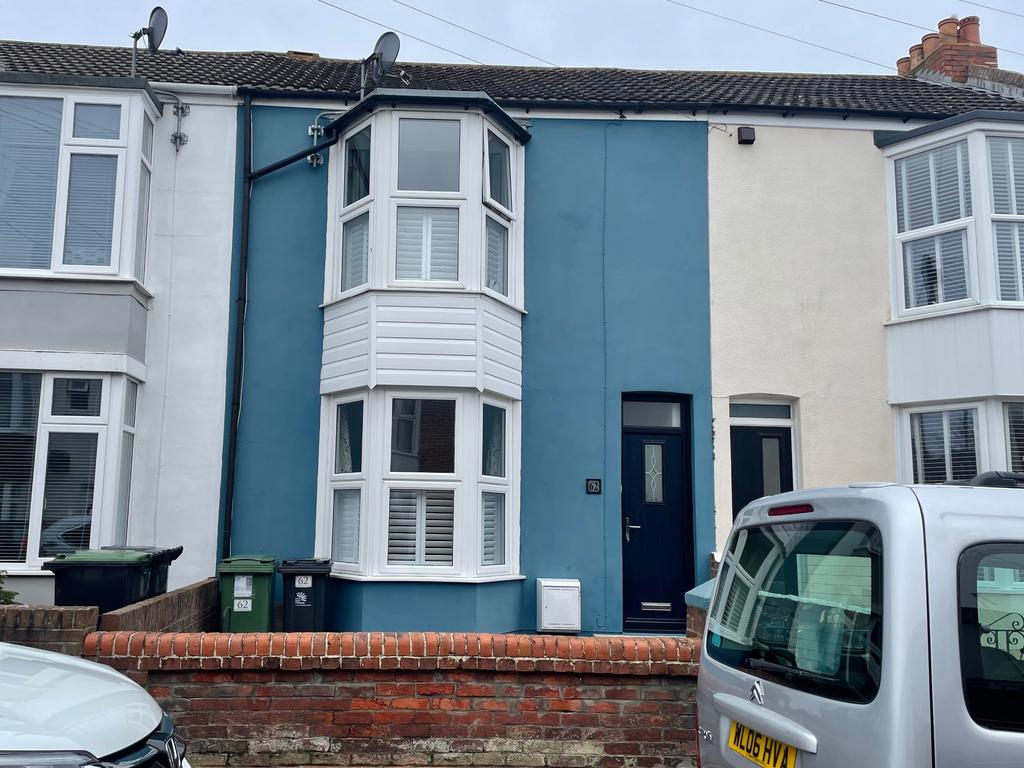 Franklin Road, Weymouth 2 bed terraced house for sale £265,000