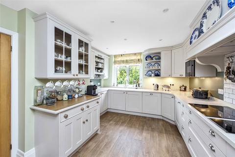 6 bedroom semi-detached house for sale, Lucastes Road, Haywards Heath, West Sussex, RH16