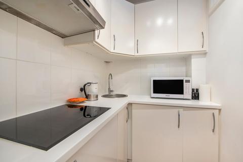 1 bedroom flat for sale, St. Johns Court, Finchley Road, South Hampstead, London