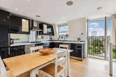 13 Humbolt Road, London, W6 8QH