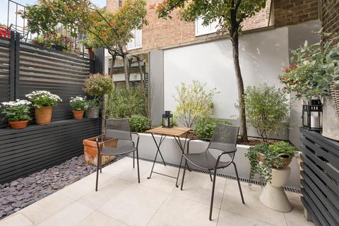 3 bedroom terraced house for sale, Donne Place, London, SW3