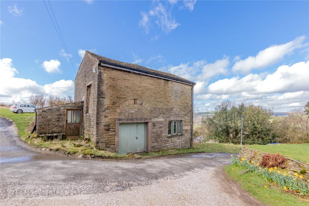 Detached Barn