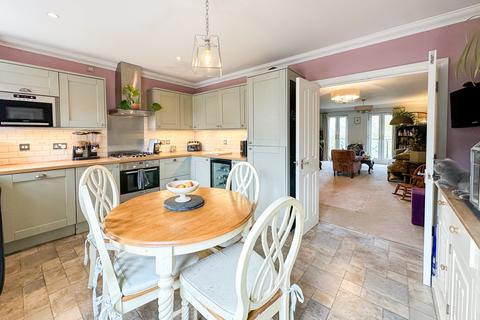 43 Old Mill Place, Wraysbury, Staines-upon-thames, TW19 5LY