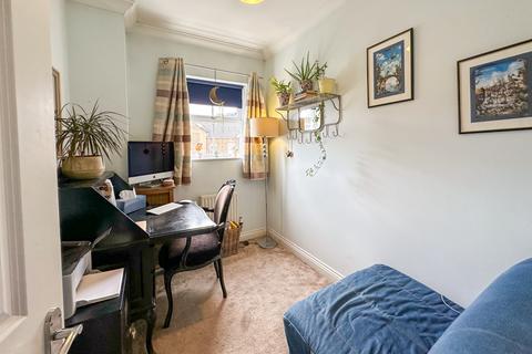 43 Old Mill Place, Wraysbury, Staines-upon-thames, TW19 5LY