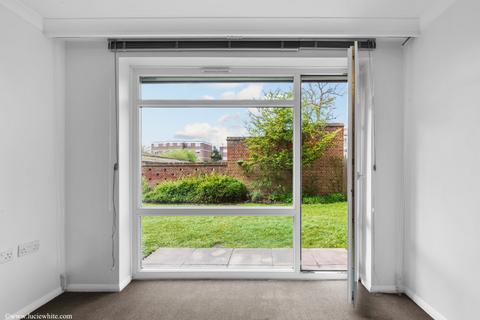 1 bedroom apartment to rent, Upton Court, The Downs, Wimbledon