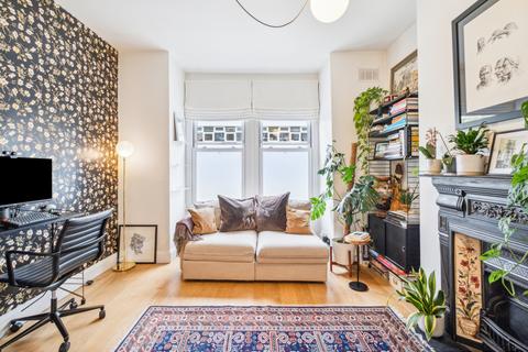 1 bedroom flat for sale, Dorset Road, London