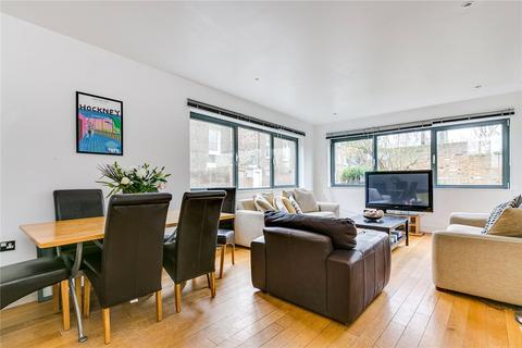 3 bedroom maisonette for sale, Sheringham Road, Islington, London