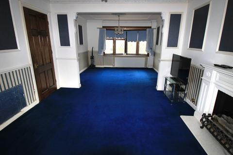 96 Berkeley Drive, Hornchurch, RM11 3PZ