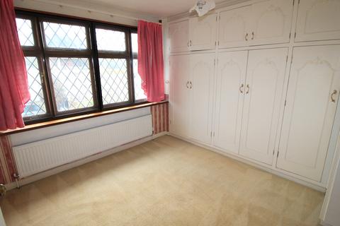 96 Berkeley Drive, Hornchurch, RM11 3PZ