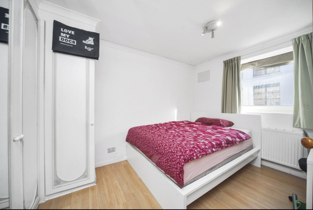Apartment in London - View 5
