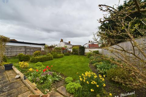 23 Dollicott, Haddenham, Aylesbury, HP17 8JL