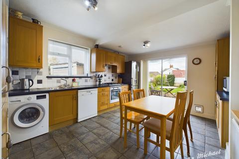 23 Dollicott, Haddenham, Aylesbury, HP17 8JL