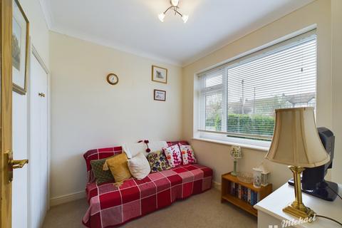 23 Dollicott, Haddenham, Aylesbury, HP17 8JL