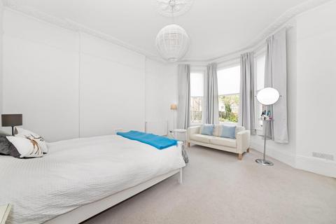 2 bedroom apartment for sale, Lennard Road, Beckenham, Kent, BR3
