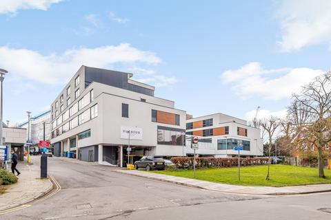 2 bedroom flat for sale, The Residence, 4 Alexandra Terrace, Guildford, GU1