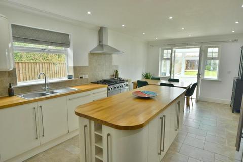 5 bedroom detached house for sale, Station Road, Sturminster Marshall, Dorset, BH21 4AW