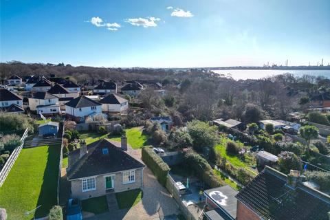 2 bedroom bungalow for sale, Station Road, Netley Abbey, Southampton, Hampshire, SO31