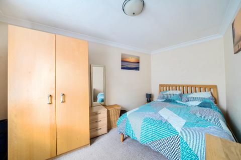 2 bedroom apartment for sale, Clarens Street, London