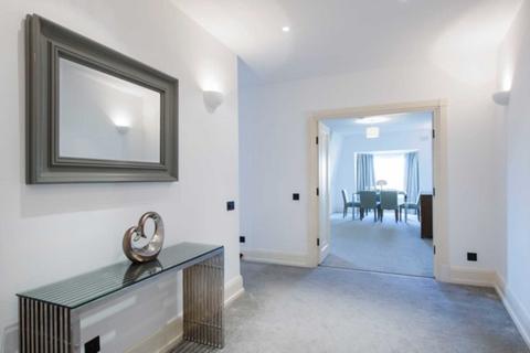 5 bedroom penthouse to rent, Park Road, London NW8