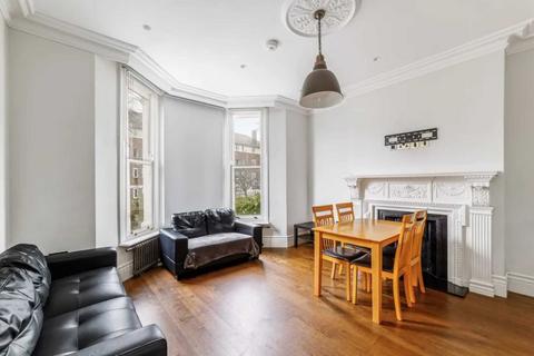 2 bedroom flat to rent, The Grove, London W5