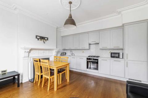 2 bedroom flat to rent, The Grove, London W5