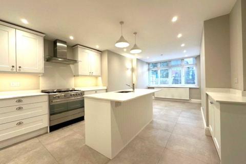 5 bedroom semi-detached house to rent, Gloucester Gardens, London NW11
