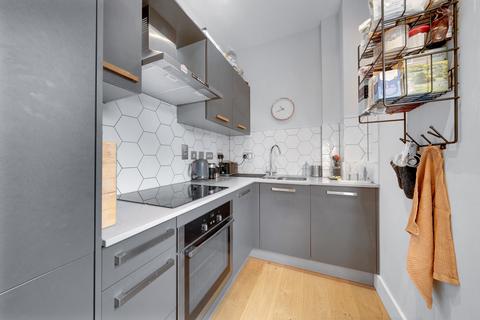 1 bedroom flat for sale, 17 Wilmer Place, London N16