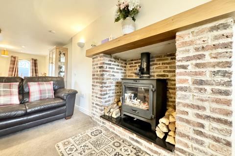 30 The Green, Sharlston Common, Wakefield, WF4 1EF