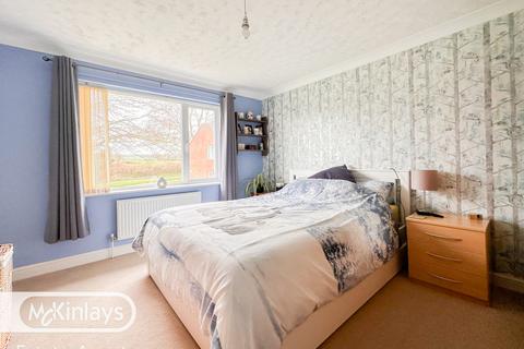 394 Cheddon Road, Taunton, TA2 7QS
