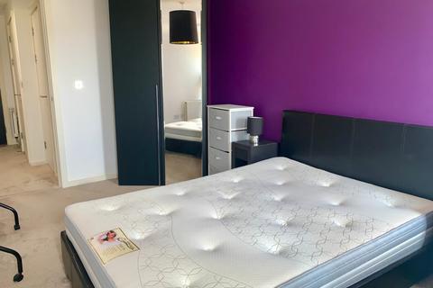 1 bedroom apartment to rent, Hive, Masshouse Plaza, Birmingham, B55JN