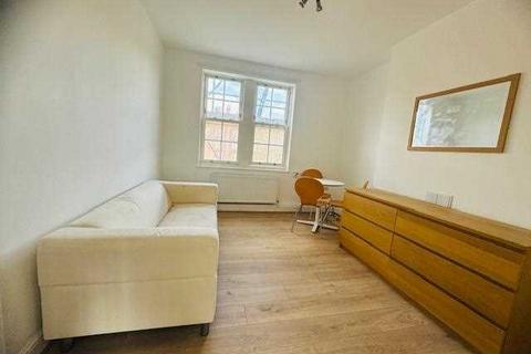 2 bedroom apartment to rent, The Square, Fulham Palace Road, Hammersmith