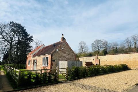 2 bedroom barn conversion for sale, Welby Warren, Grantham, Lincolnshire, NG32