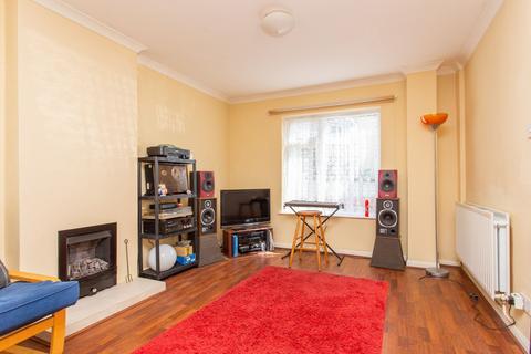 11 Browning Place, Folkestone, CT19 6JP