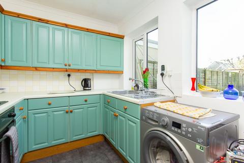 11 Browning Place, Folkestone, CT19 6JP
