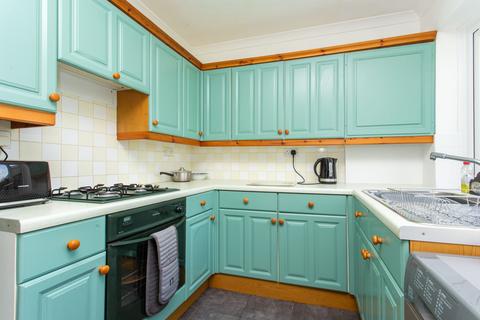 11 Browning Place, Folkestone, CT19 6JP