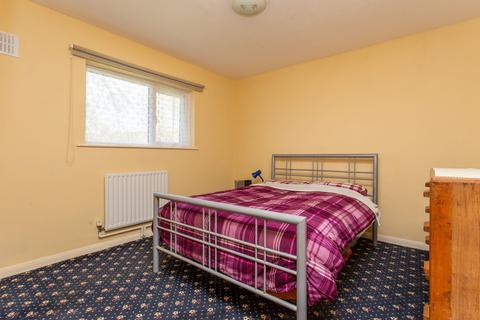 11 Browning Place, Folkestone, CT19 6JP