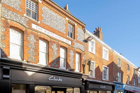 2 bedroom flat for sale, High Street, Winchester, SO23