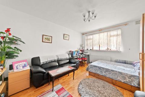 2 bedroom flat for sale, 448-450 Bath Road, Hounslow TW4