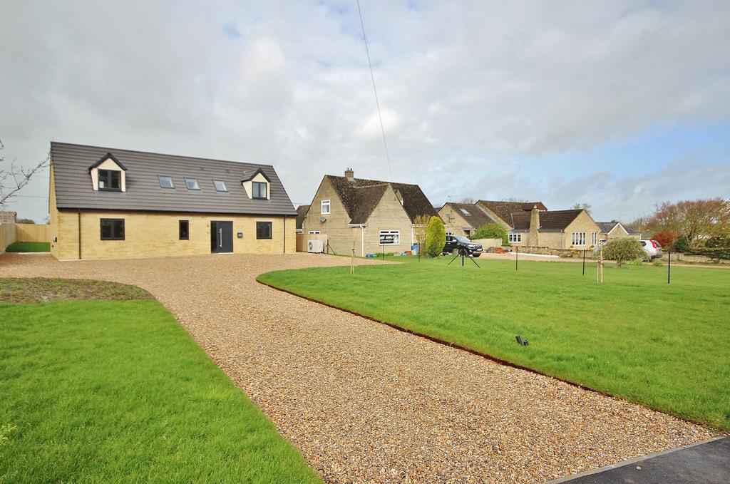 Brize Norton Road, Minster Lovell, OX29 5 bed detached house for sale