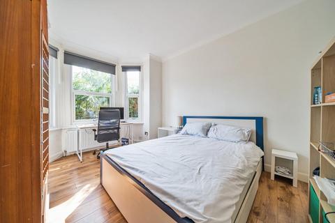 2 bedroom flat for sale, Valetta Road, Acton