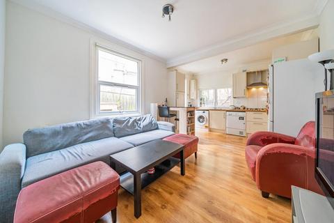 2 bedroom flat for sale, Valetta Road, Acton