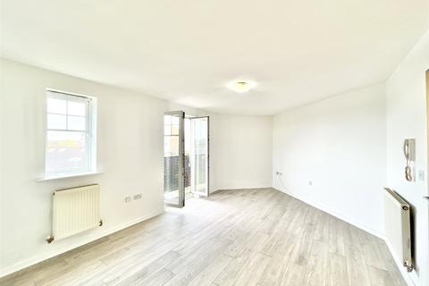 2 bedroom apartment for sale, Foster Drive, St James Village, Gateshead, NE8