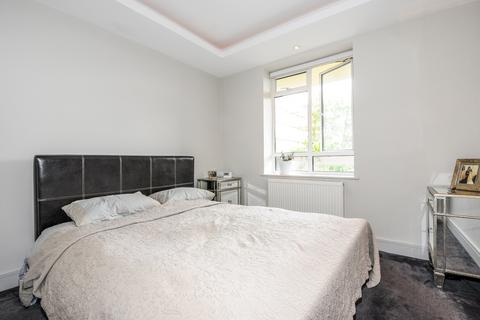 1 bedroom flat to rent, Turner House St John's Wood NW8
